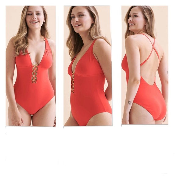 Bleu Rod Beattie Ring Me Up Plunge One piece
Swimsuit Size 12 - Picture 1 of 9